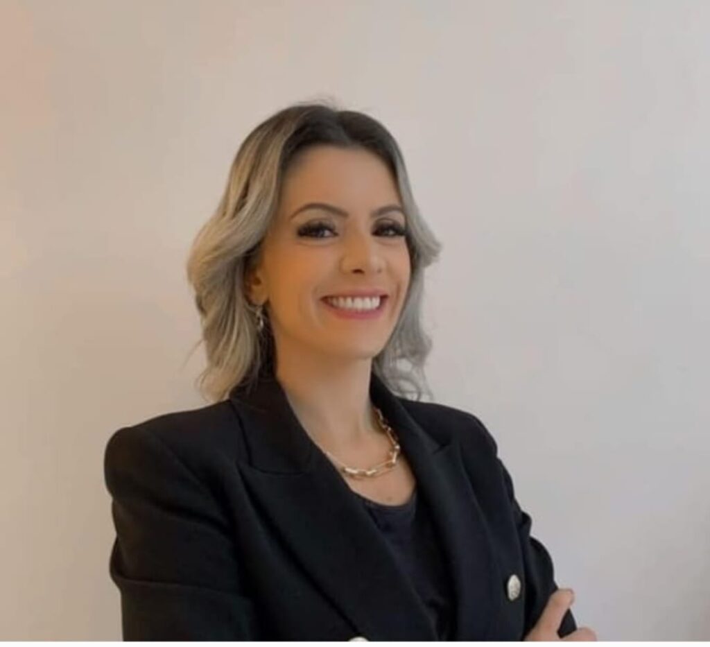 Andreza Sobreira é Advogada Especialista em Direito Digital e Compliance pelo IBMEC/SP e Administradora de empresas